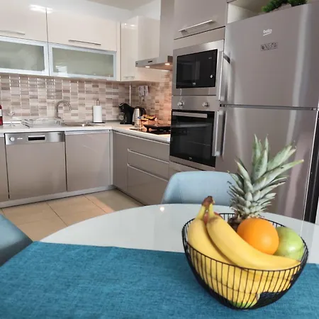 Apartman Skyline 25 Apartment, Cevahir Sky Skopje, Free Parking