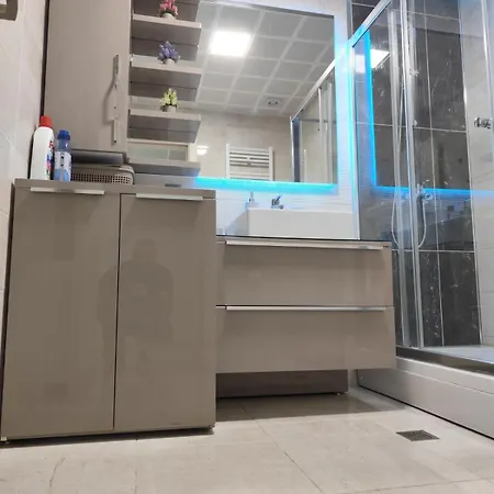 Skyline 25 Apartment, Cevahir Sky Skopje, Free Parking *