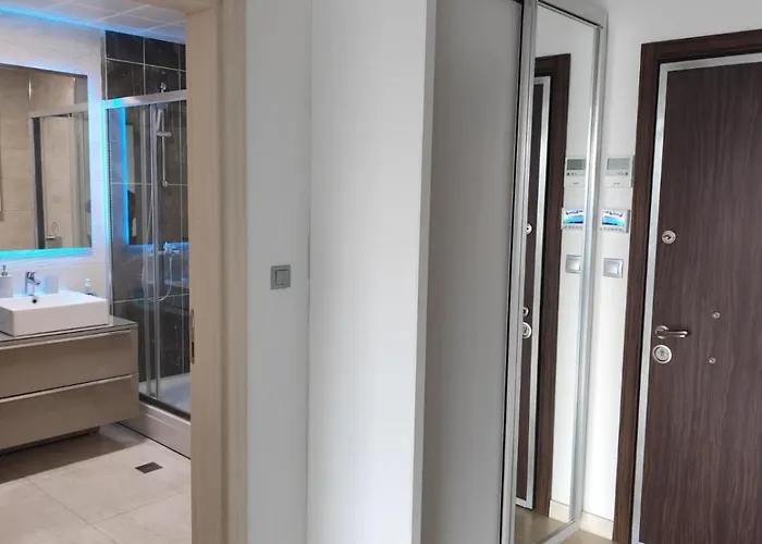 Skyline 25 Apartment, Cevahir Sky Skopje, Free Parking *